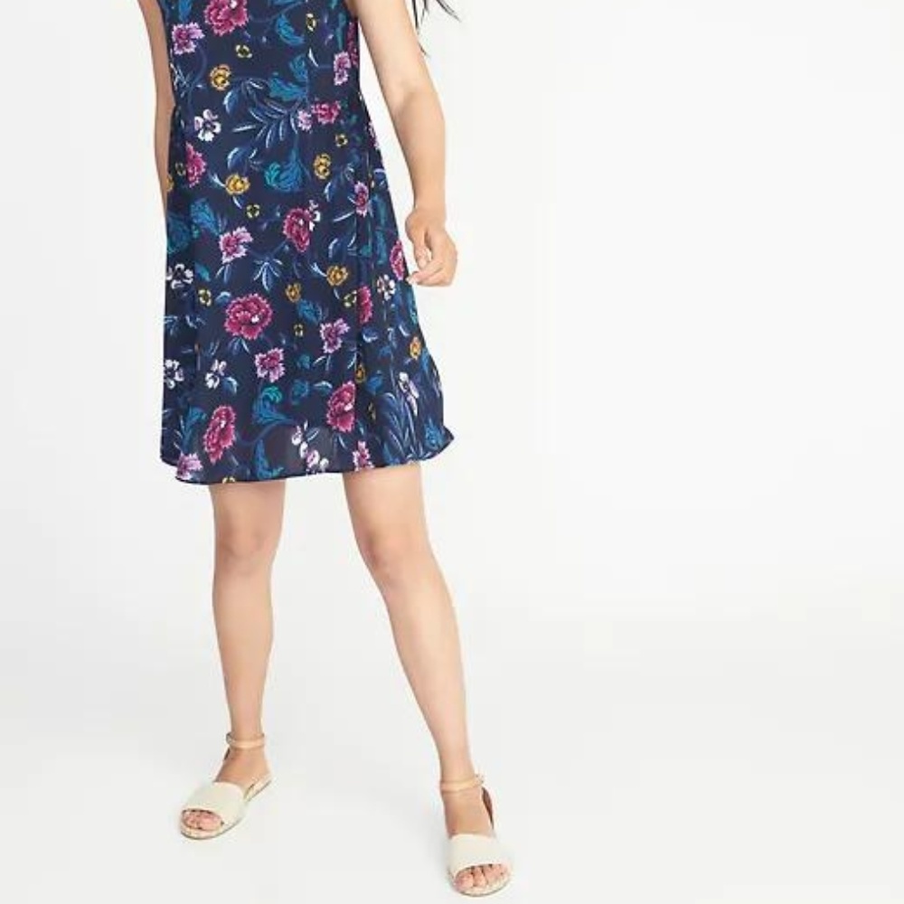 Old Navy Sleeveless Georgette Swing Dress New - Picture 2 of 2